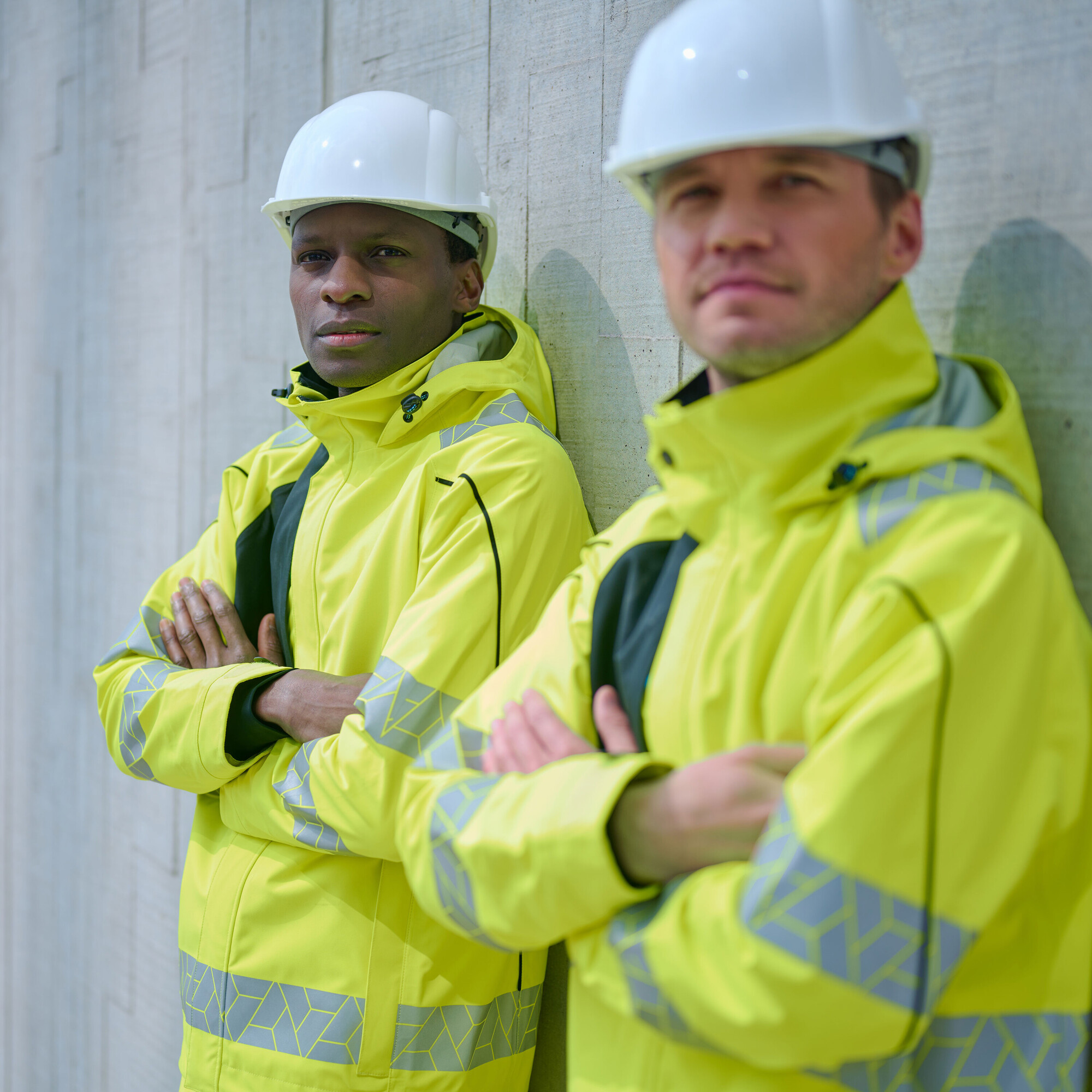 EN ISO 20471 high-vis protection - SYNQ Workwear